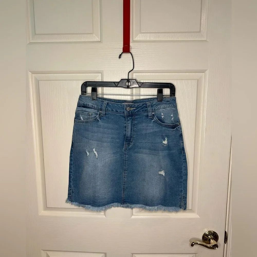 Wonderly denim skirt 